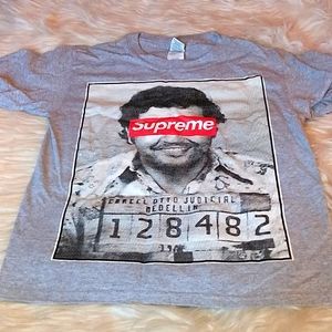 Gildan T Shirt sz XS